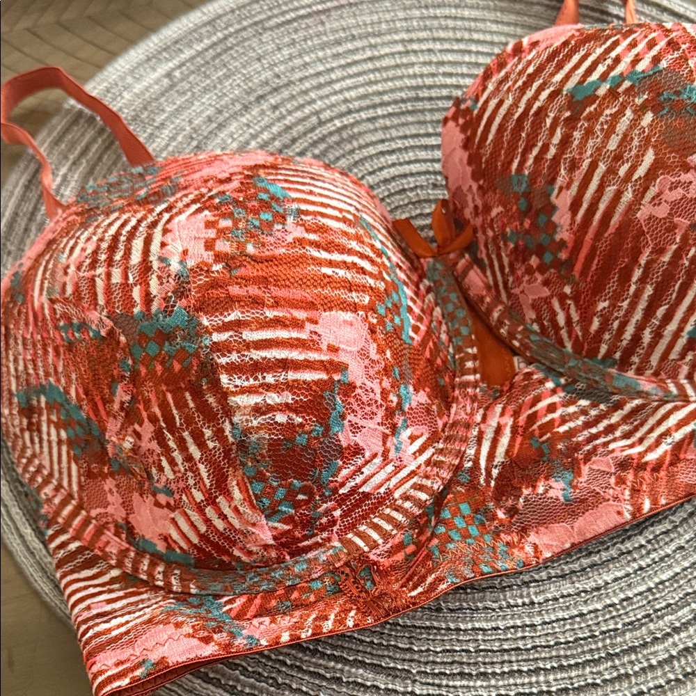 2/$25 Body frosting Vibrant Women's Bra various sizes NWT